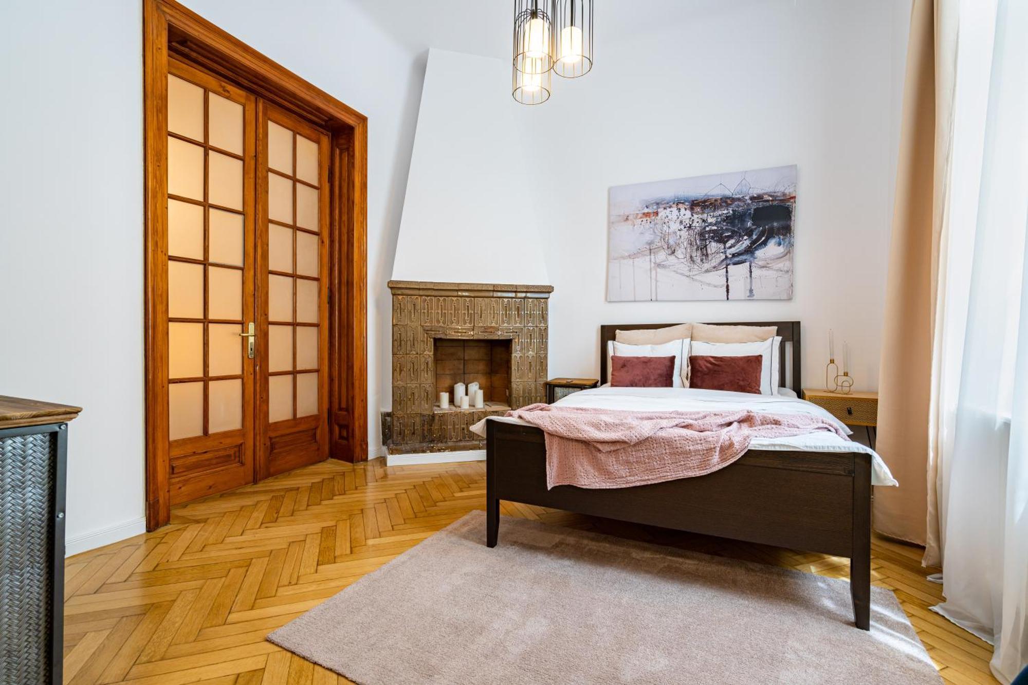 The- Point- 3Br Bright Cloud Apartment Bukares Bagian luar foto